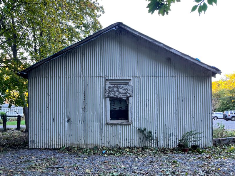 photo image of the backside wall at Gallery North in Setauket, NY